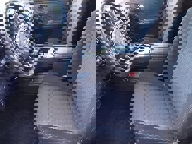 Used 2023 Nissan Rogue SV image 6