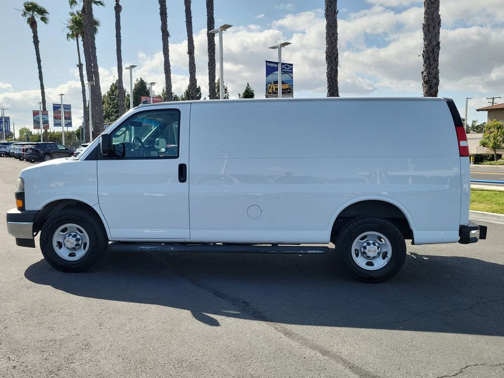 Used 2020 Chevrolet Express 2500 w/ Driver Convenience Package RWD image 25