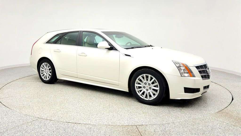 Used 2011 Cadillac CTS Luxury image 3
