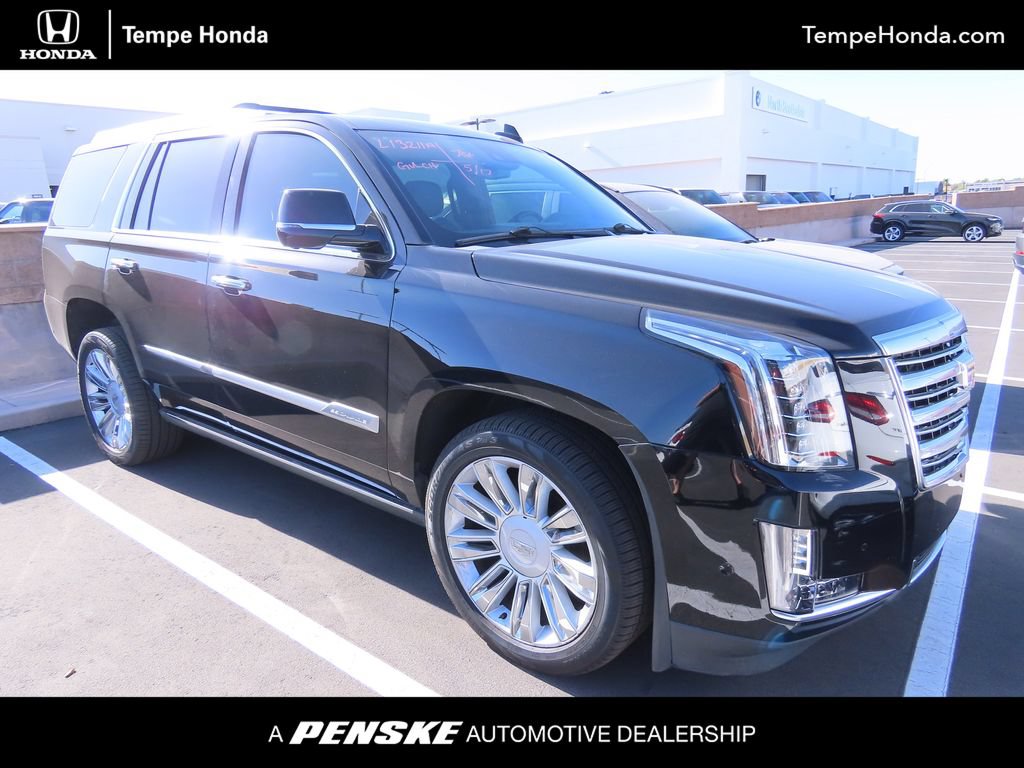 Used 2020 Cadillac Escalade Platinum AWD/4WD image 1