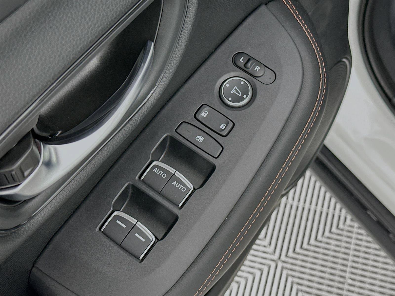 New 2026 Honda HR-V Sport image 18