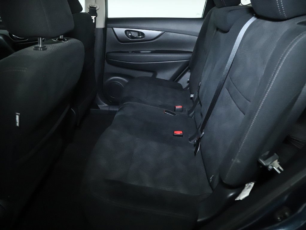 Used 2016 Nissan Rogue S FWD image 15
