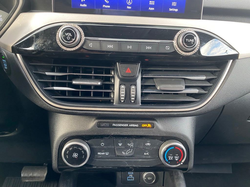 Certified 2021 Ford Escape SE image 22