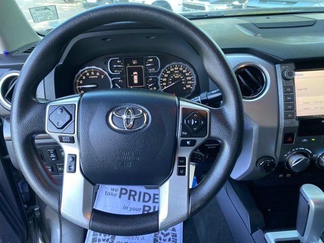 Used 2020 Toyota Tundra SR5 w/ SR5 Upgrade Package AWD/4WD image 18