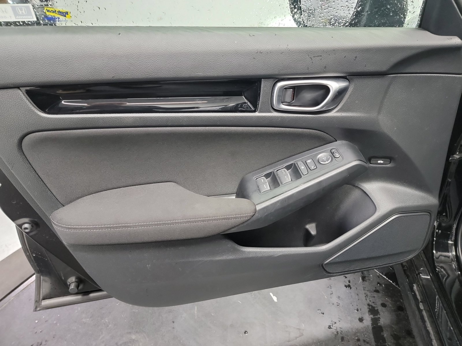 Certified 2025 Honda Civic Sport image 13
