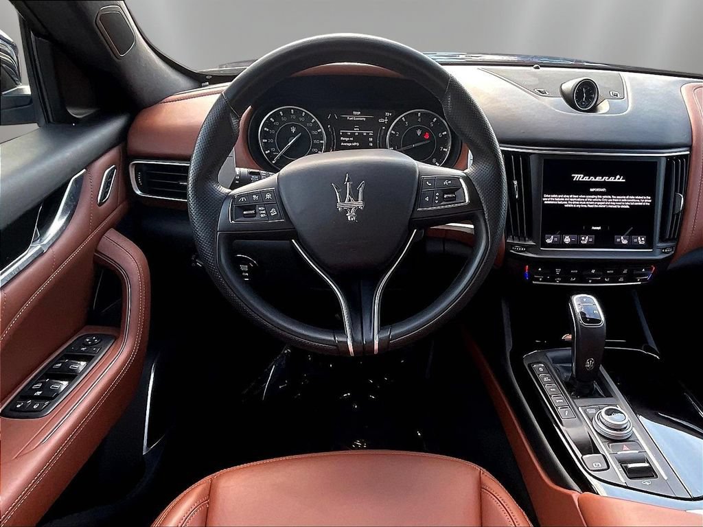 Used 2023 Maserati Levante GT AWD/4WD image 8