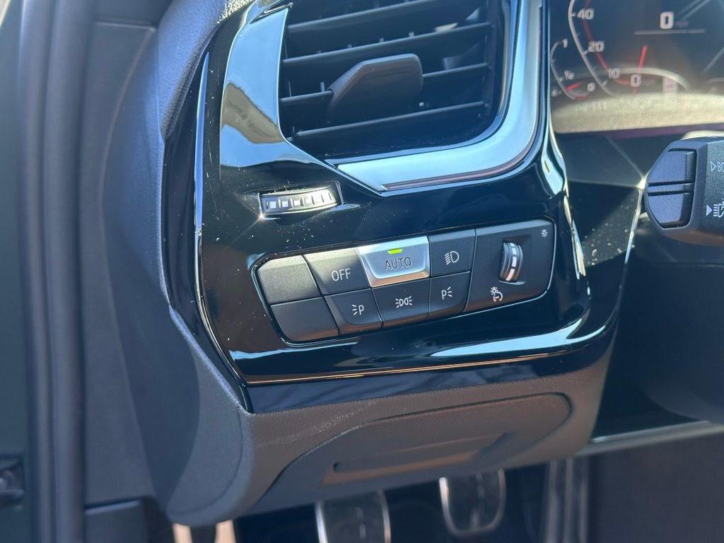 New 2026 BMW Z4 M40i w/ Premium Package image 12