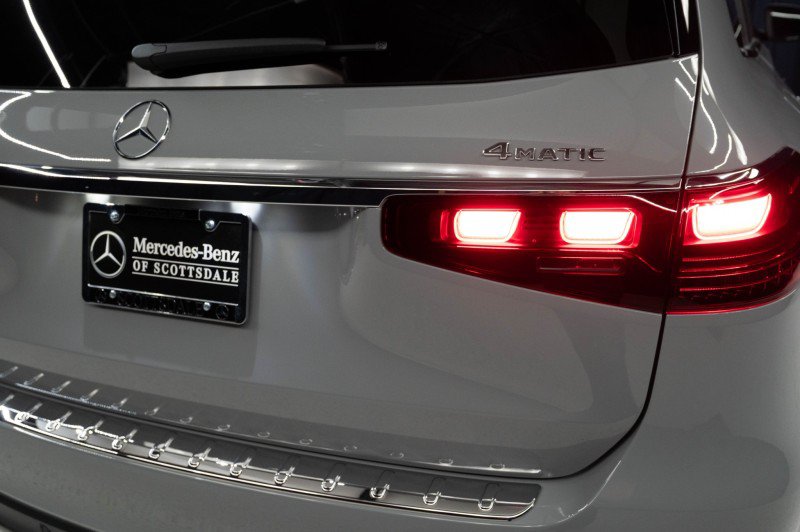 New 2026 Mercedes-Benz GLS 450 4MATIC image 10