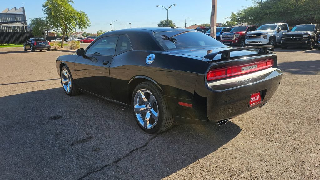 Used 2013 Dodge Challenger R/T Plus RWD image 8