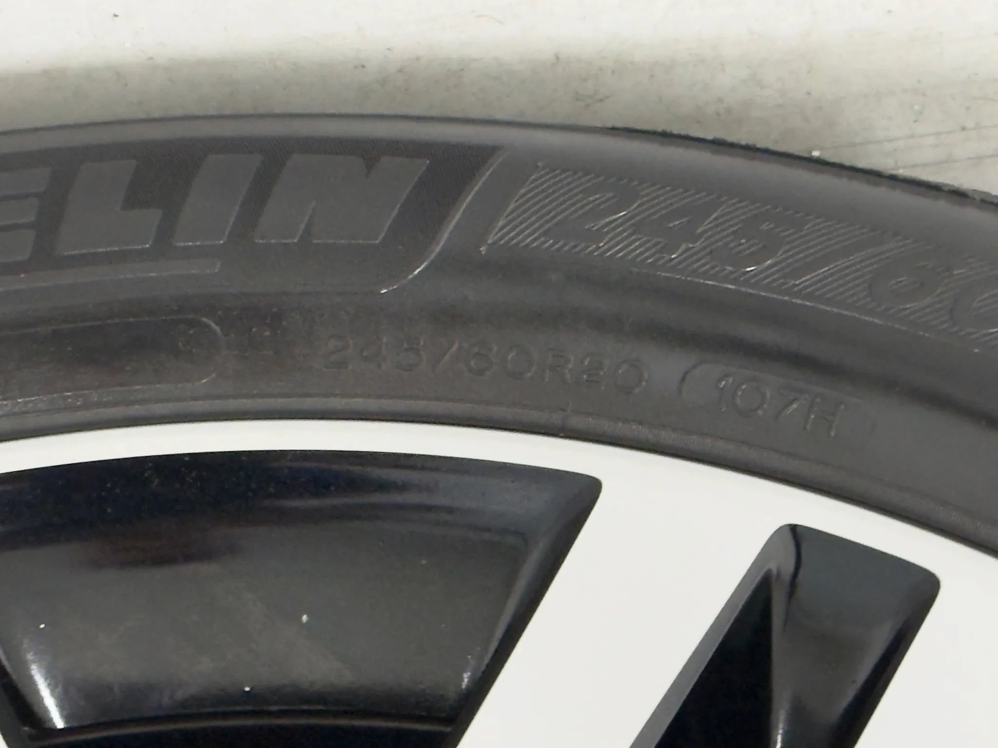 Used 2020 Toyota 4Runner Limited RWD image 99