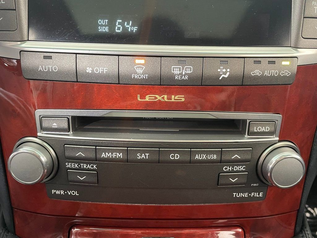 Used 2012 Lexus LS 460 w/ Comfort Pkg image 21