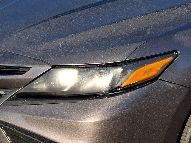 Used 2023 Toyota Camry SE FWD image 9