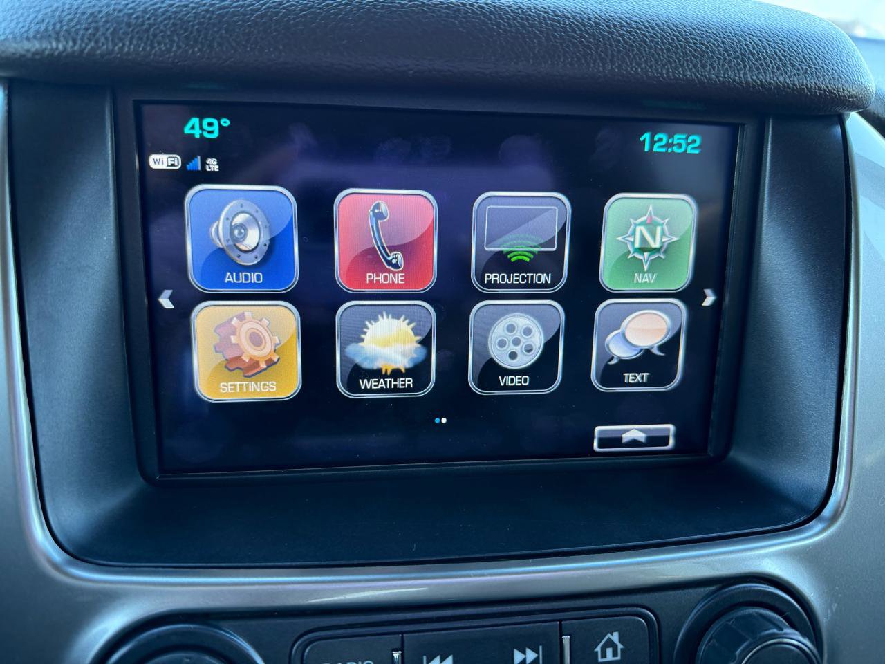 Used 2019 Chevrolet Suburban Premier image 33