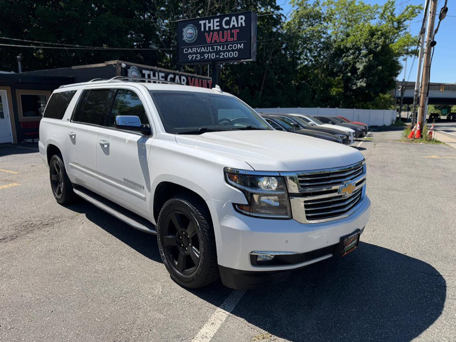 Used 2016 Chevrolet Suburban LTZ AWD/4WD image 10