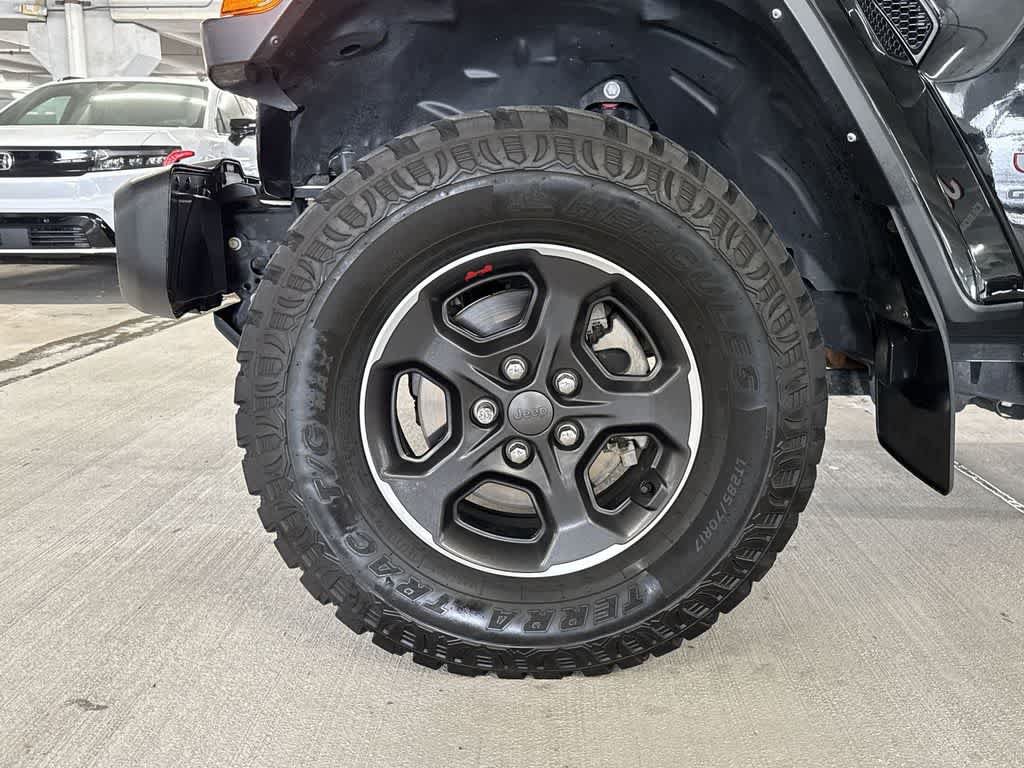 Used 2023 Jeep Gladiator Rubicon w/ LED Lighting Group AWD/4WD image 10