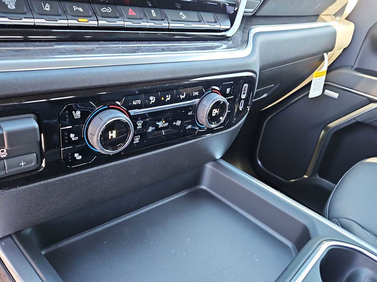 New 2026 Chevrolet Silverado 2500 LTZ w/ LTZ Convenience Package AWD/4WD image 21