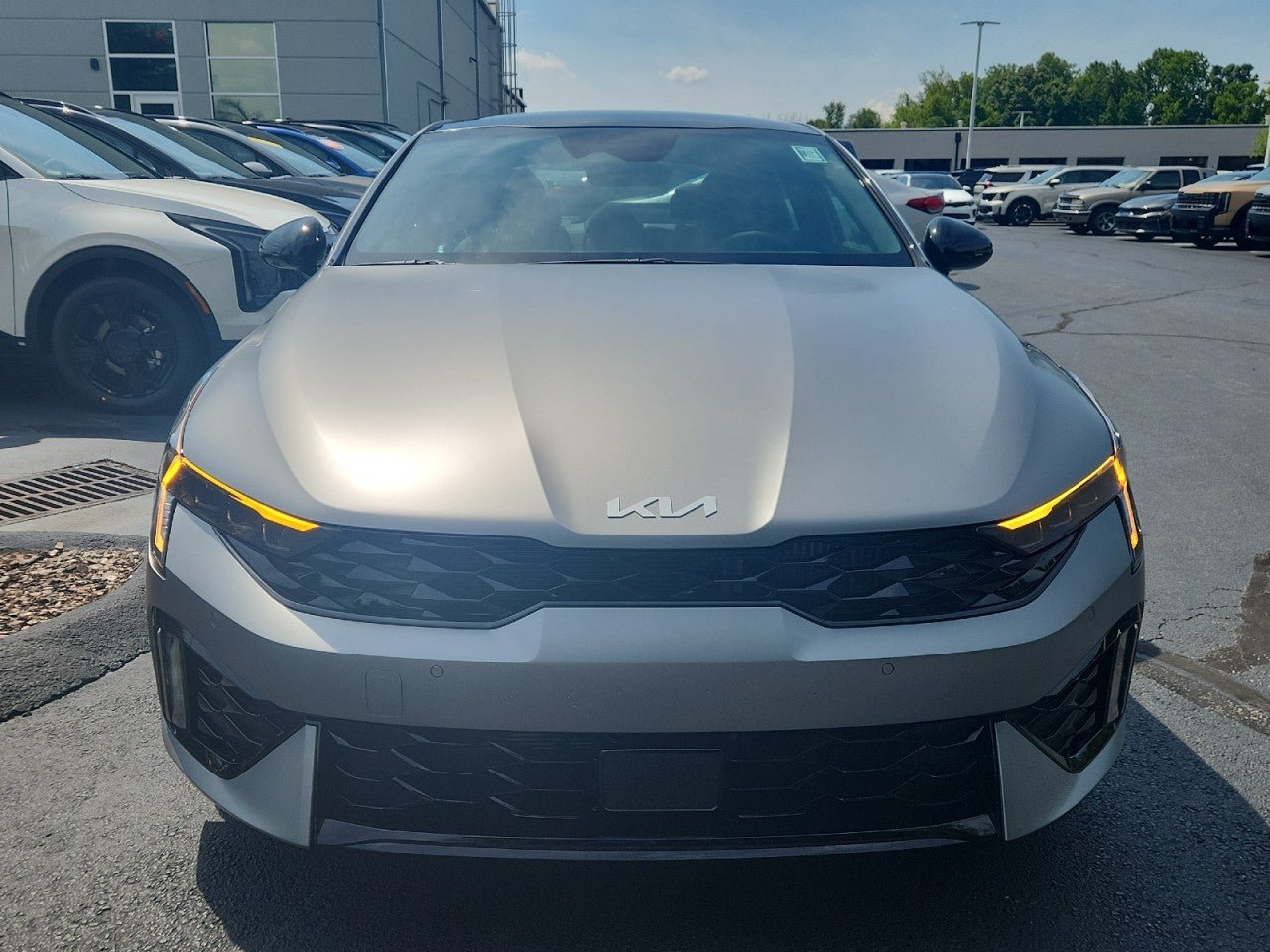 New 2026 Kia K5 GT FWD image 2