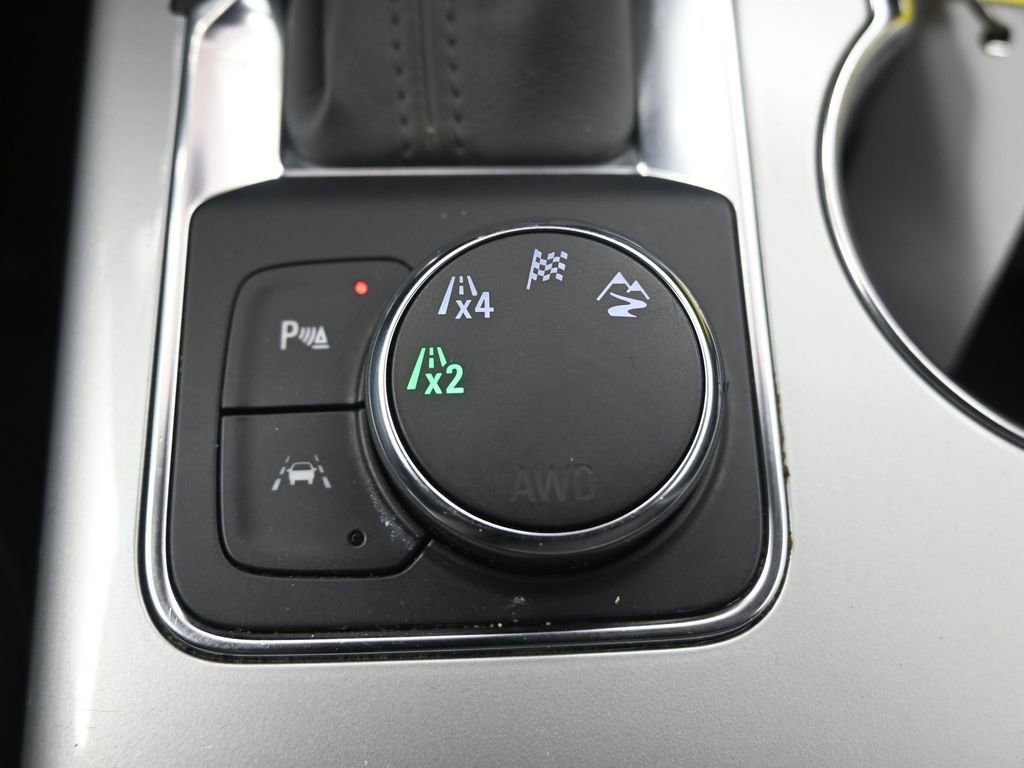 Used 2024 Chevrolet Blazer LT image 23