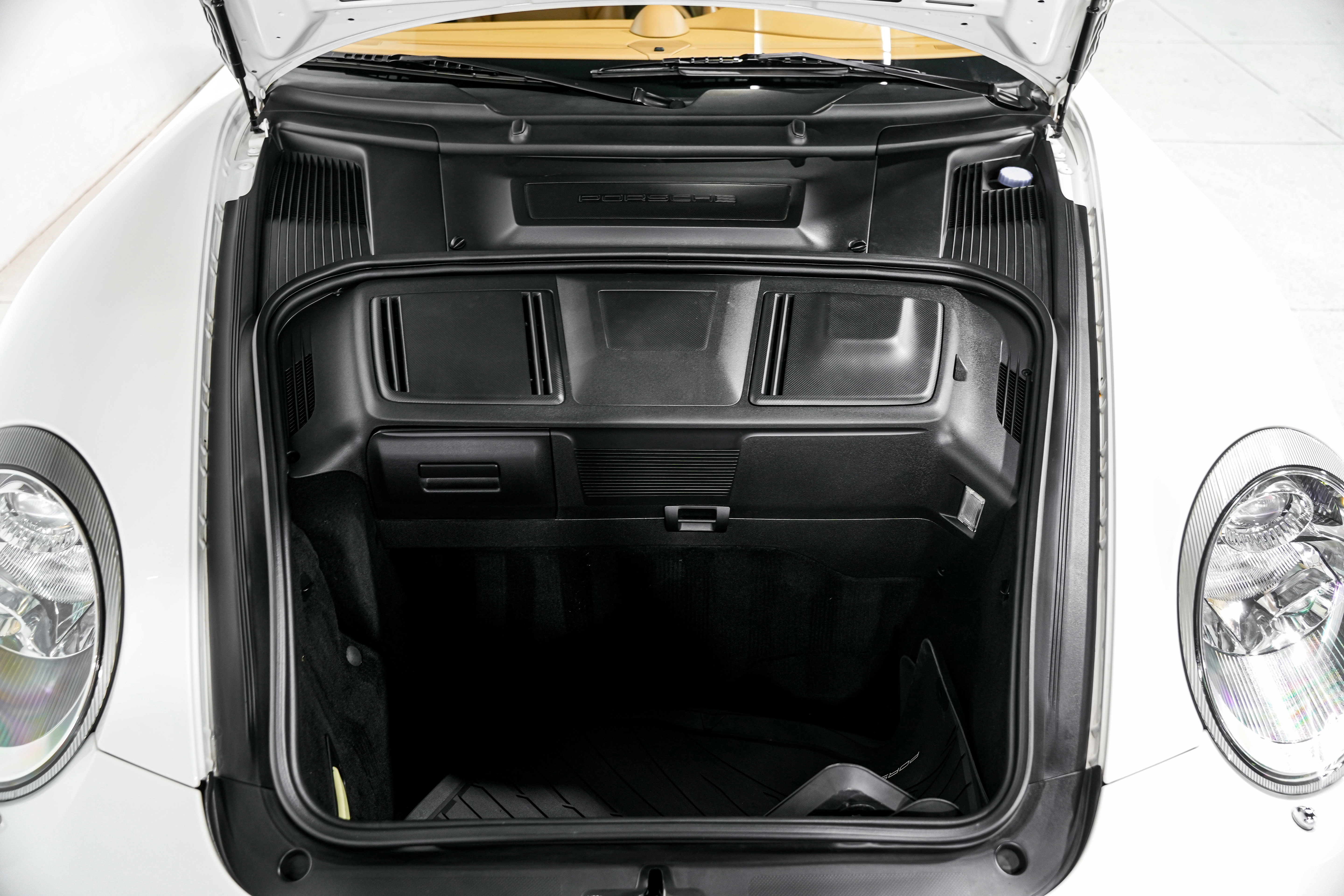 Used 2011 Porsche 911 Carrera GTS image 46