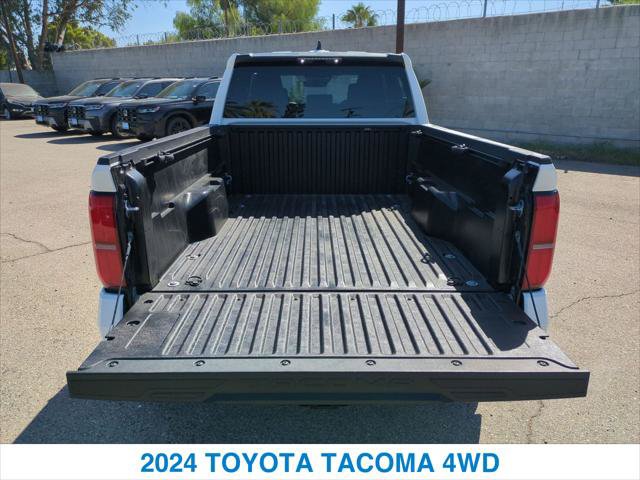 Used 2024 Toyota Tacoma SR5 AWD/4WD image 23