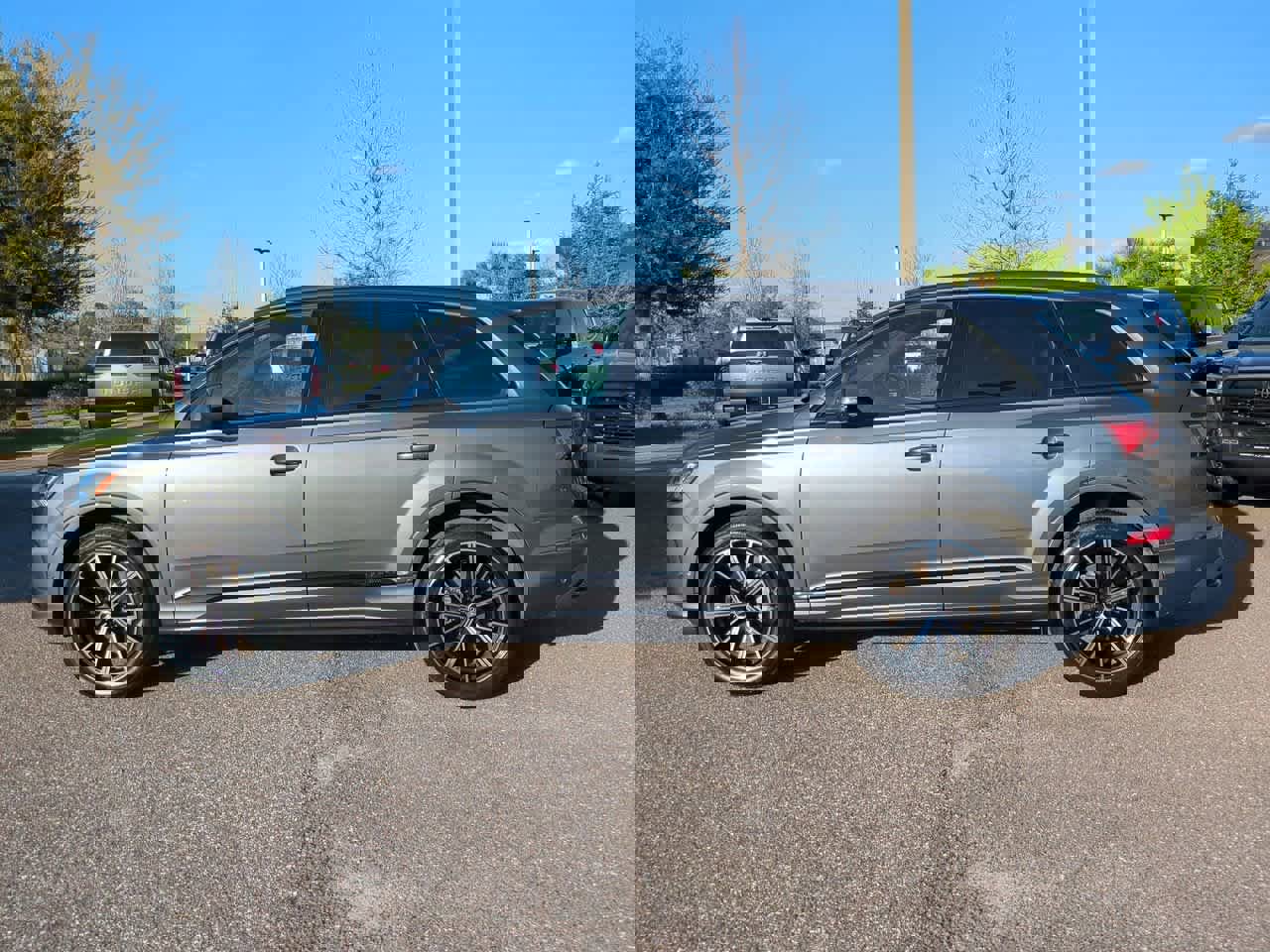 Used 2021 Audi Q7 3.0T Prestige image 3