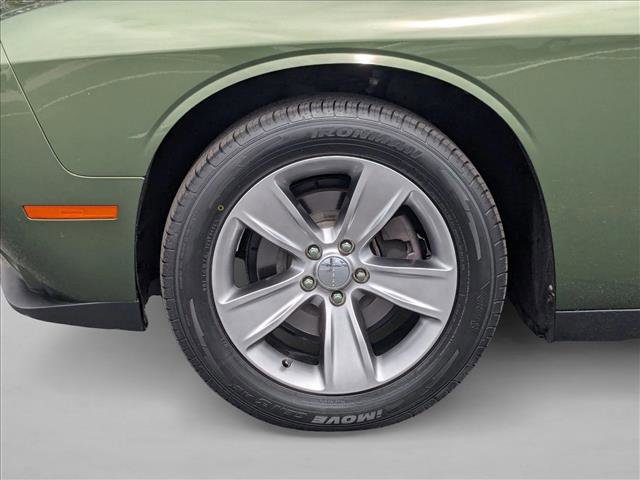 Used 2019 Dodge Challenger SXT image 22