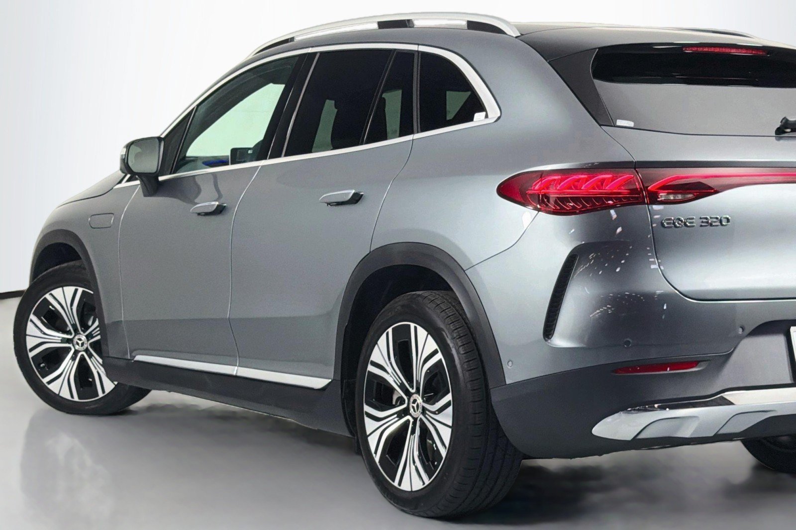Certified 2026 Mercedes-Benz EQE 320 4MATIC SUV image 15