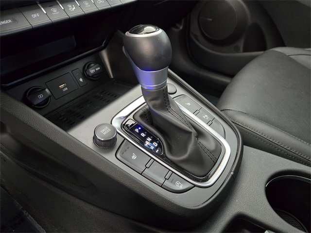 Used 2022 Hyundai Kona Limited image 22