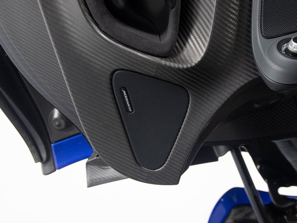 Used 2015 McLaren P1 image 22