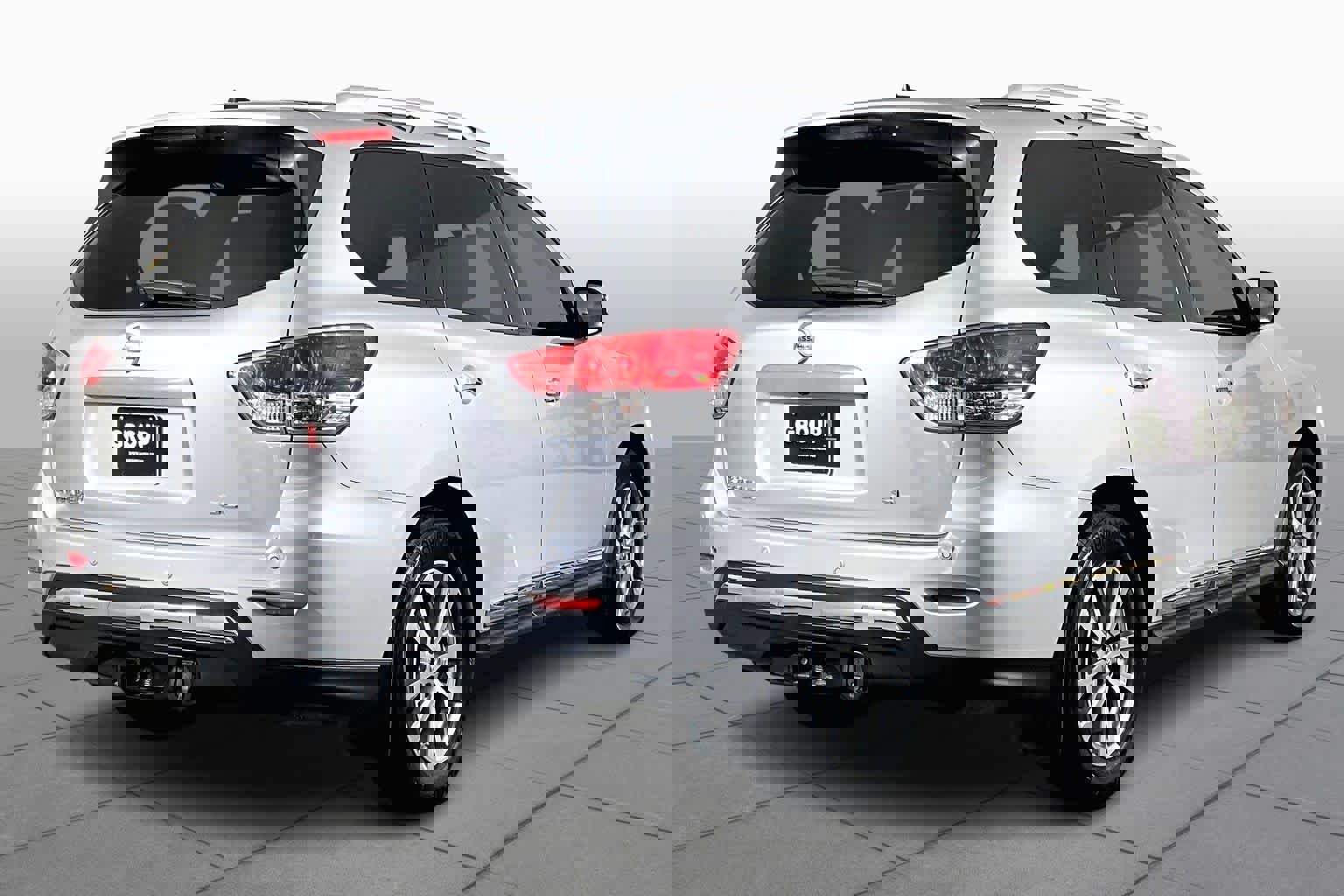 Used 2015 Nissan Pathfinder SL w/ Trailer Tow Package image 12