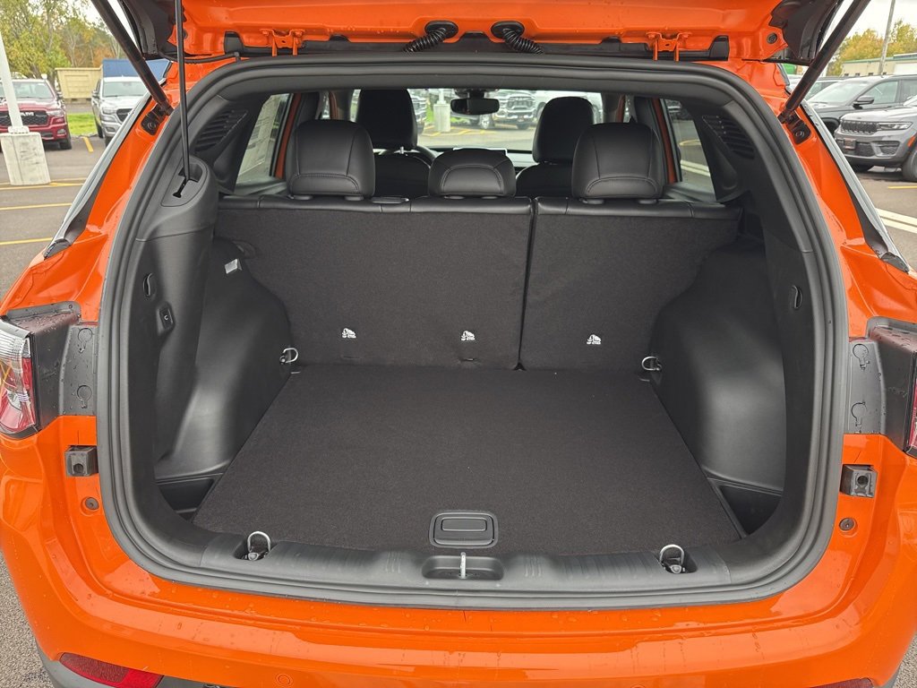 New 2026 Jeep Compass Limited image 12
