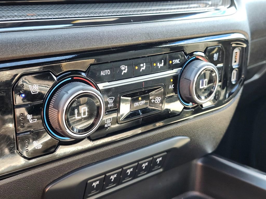 Used 2025 Chevrolet Silverado 2500 ZR2 w/ ZR2 Bison Edition AWD/4WD image 21