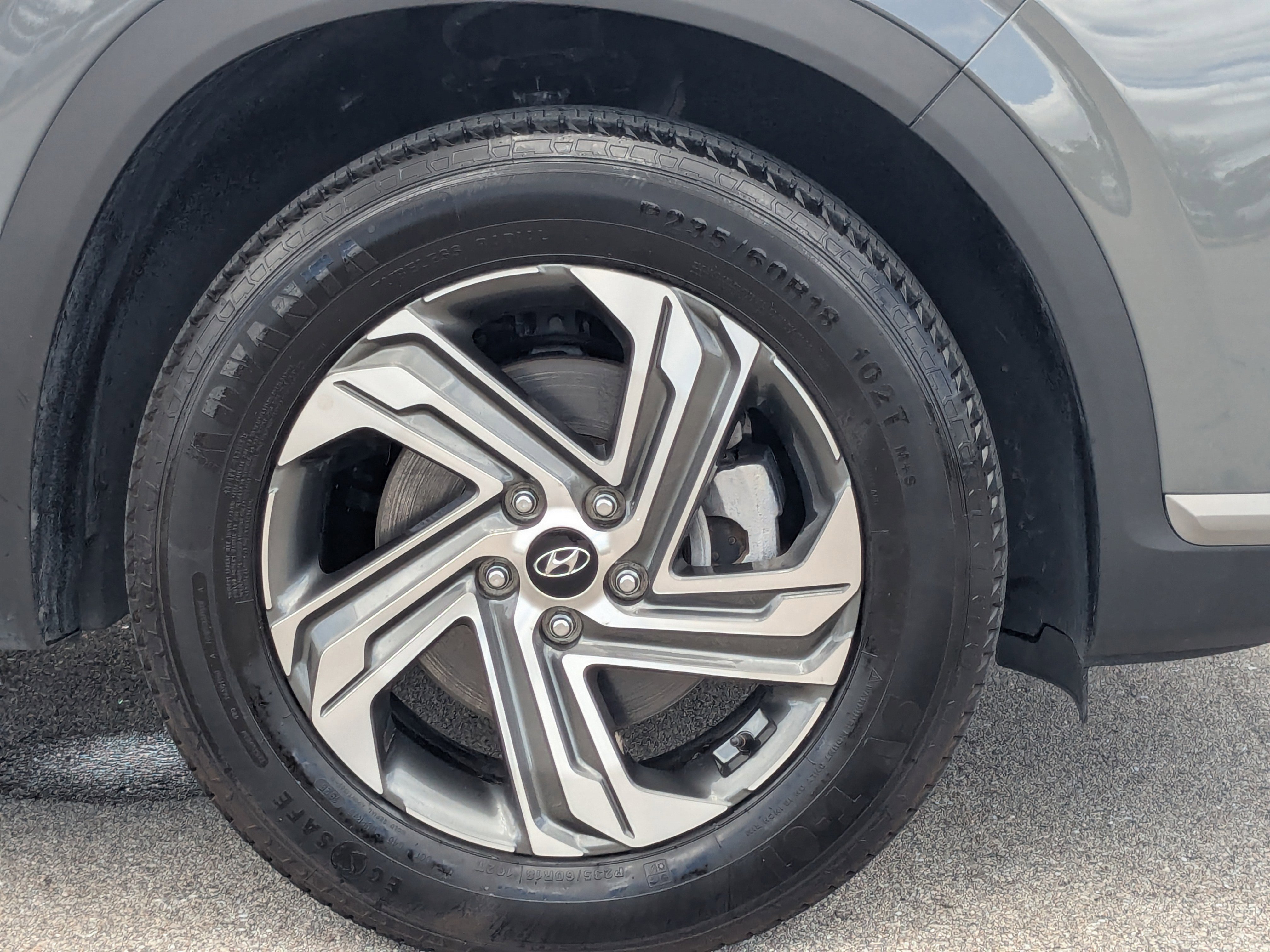 Used 2023 Hyundai Santa Fe SEL FWD image 11