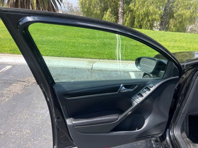 Used 2013 Volkswagen GTI Driver's Edition FWD image 12