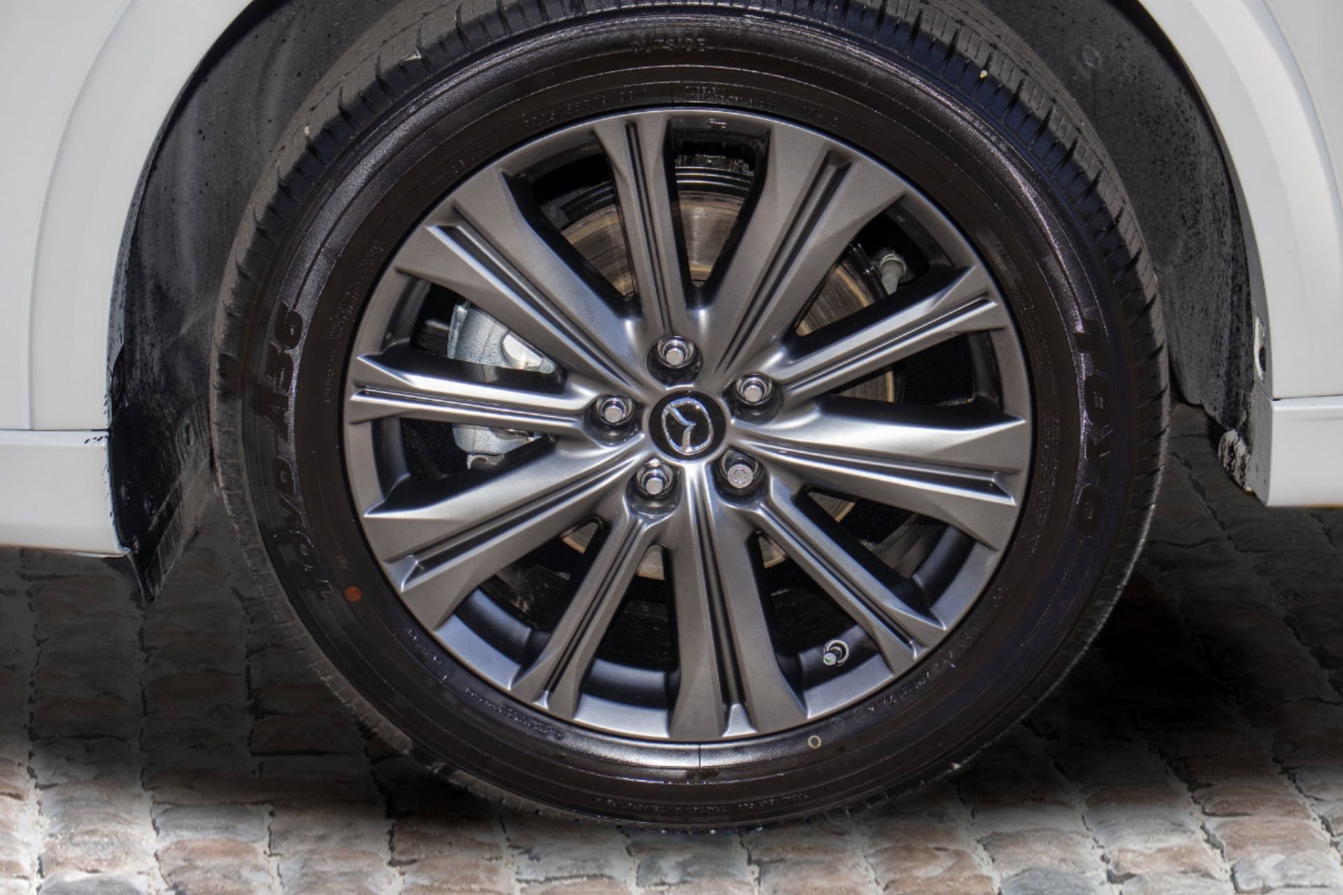 Used 2025 MAZDA CX-5 Signature image 39