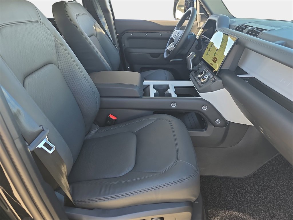 New 2026 Land Rover Defender 110 S image 10