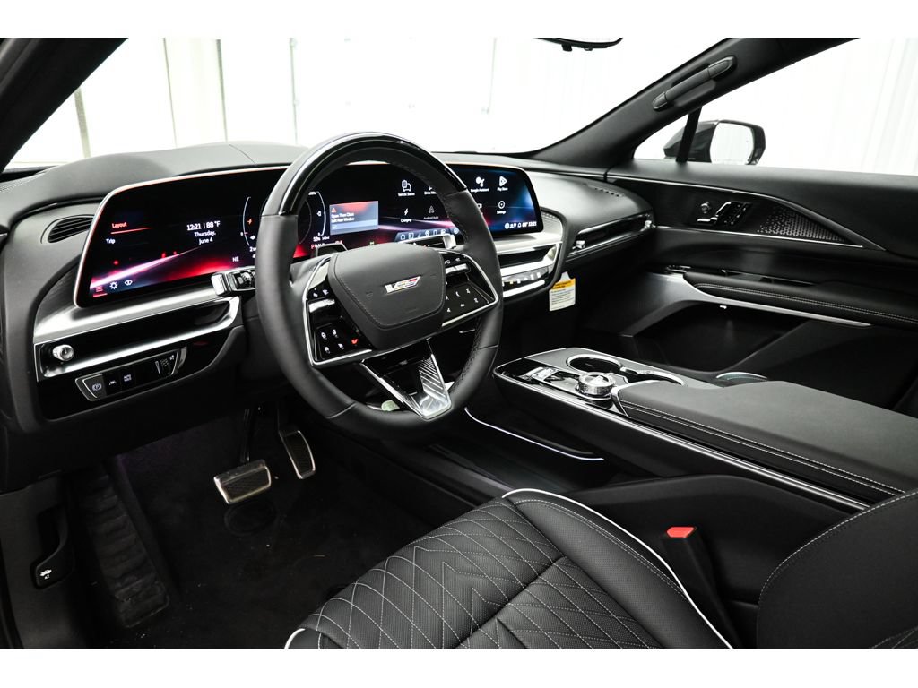 New 2026 Cadillac Lyriq V w/ Exterior Carbon Fiber Package AWD/4WD image 20