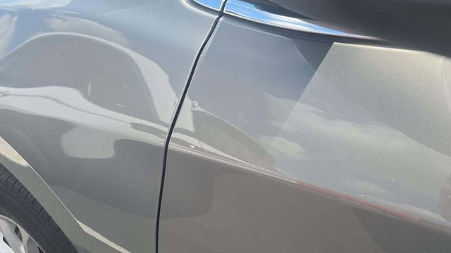 Used 2018 Chevrolet Equinox LT AWD/4WD image 23