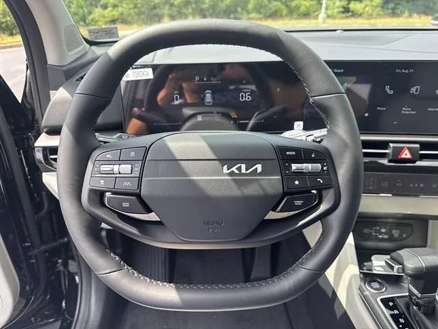 New 2026 Kia Sportage EX AWD/4WD image 9