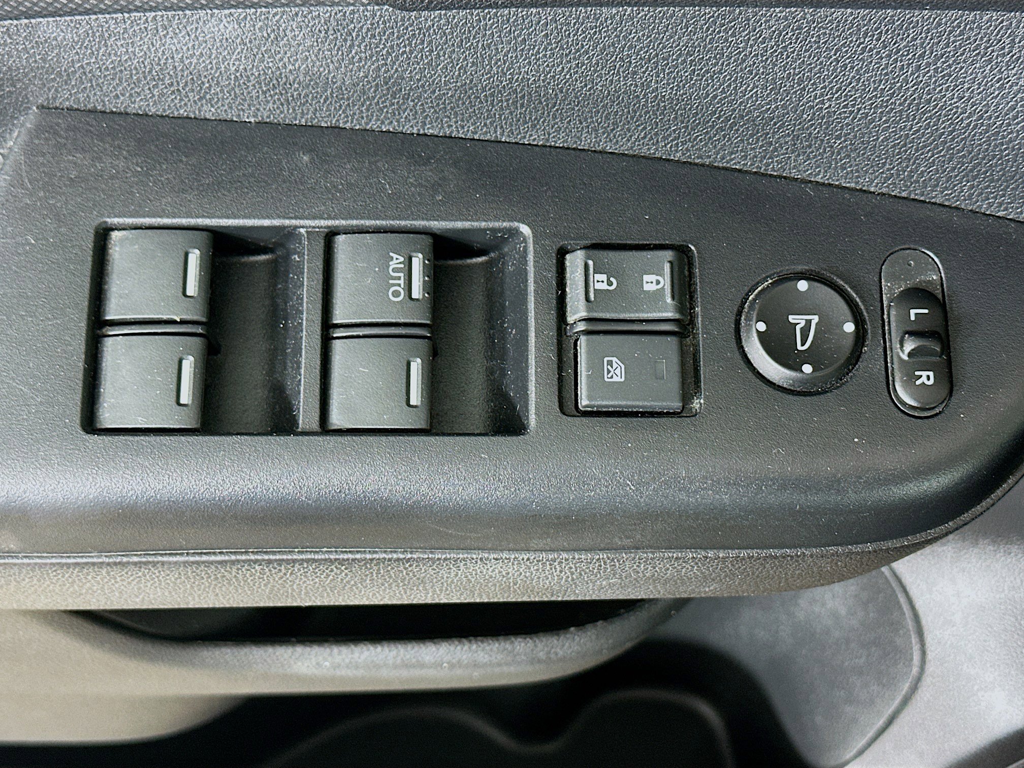 Used 2016 Honda CR-V SE image 15