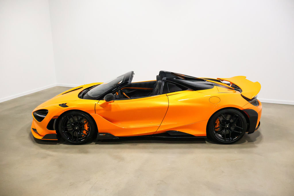 Used 2022 McLaren 765LT RWD image 21