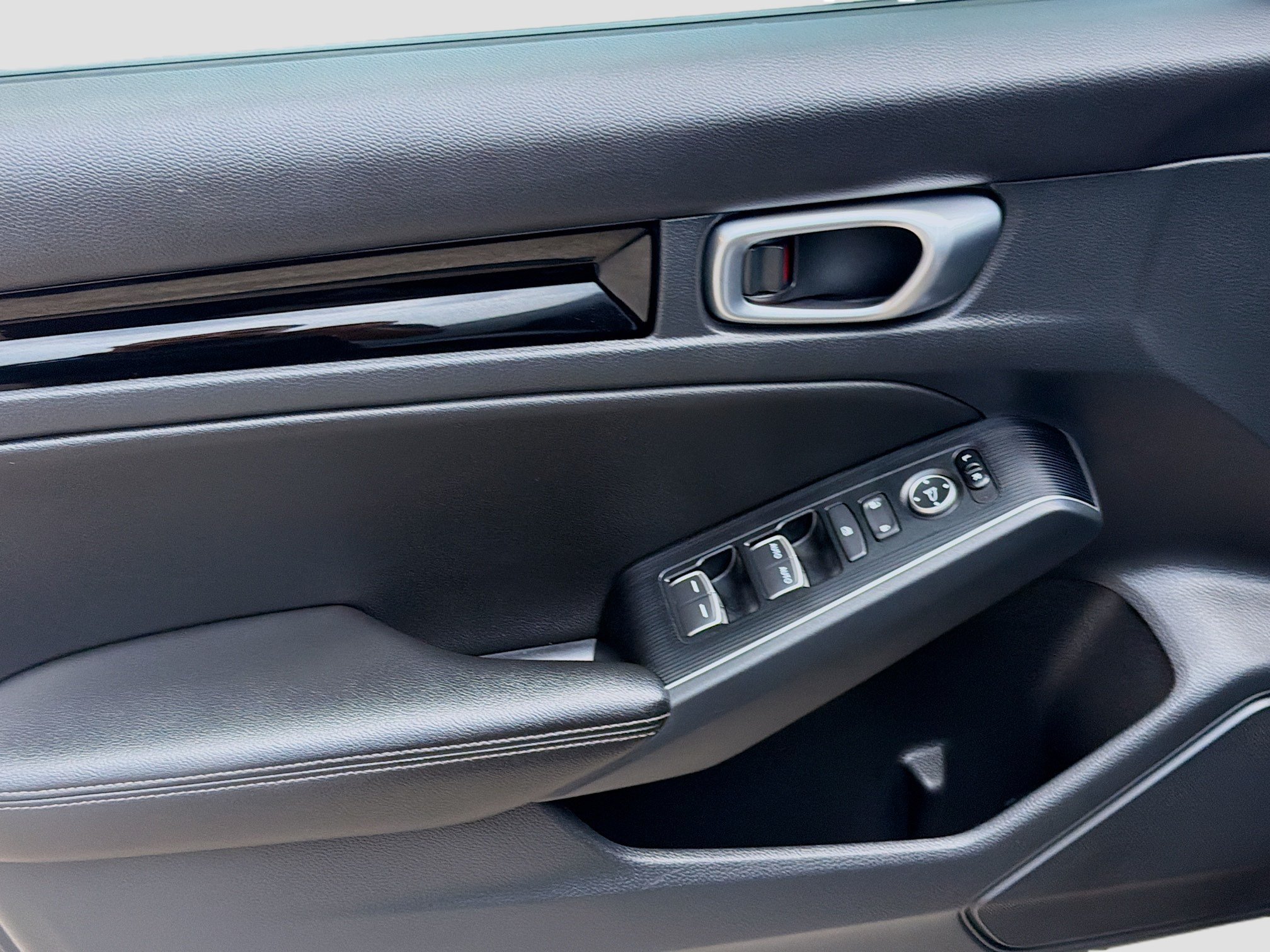 Certified 2024 Honda Civic Sport Touring image 17