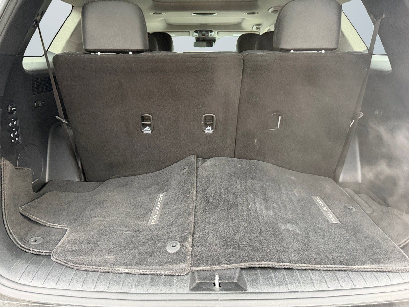 Certified 2023 Hyundai Palisade Limited w/ Cargo Package image 16