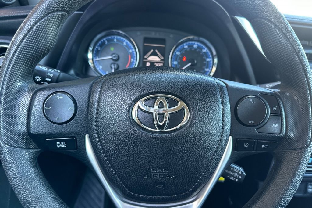 Used 2019 Toyota Corolla LE FWD image 21