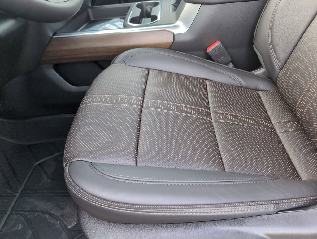 New 2026 Chevrolet Silverado 3500 High Country w/ High Country Premium Package image 24