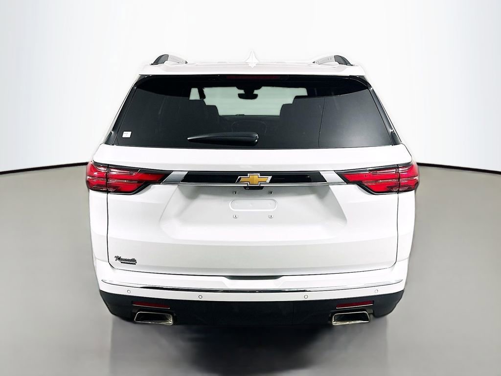 Used 2023 Chevrolet Traverse Premier image 6