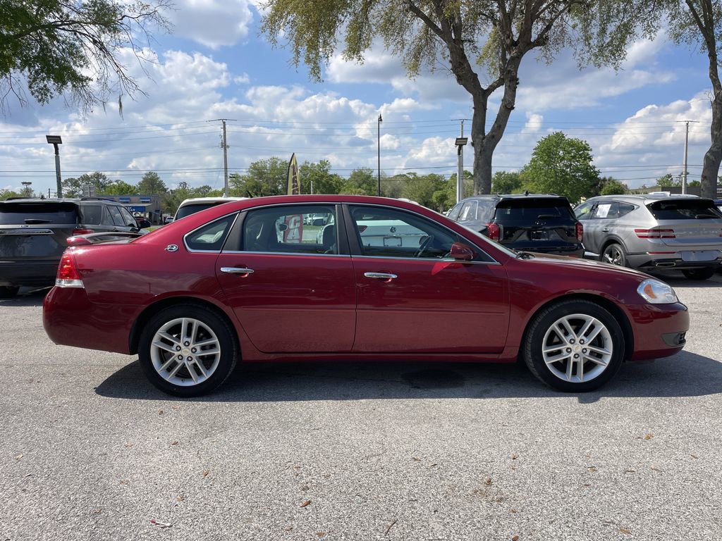 Used 2008 Chevrolet Impala LTZ FWD image 2