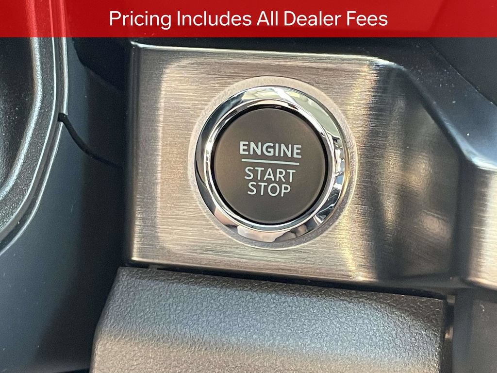 Used 2023 Ford F350 Lariat AWD/4WD image 31