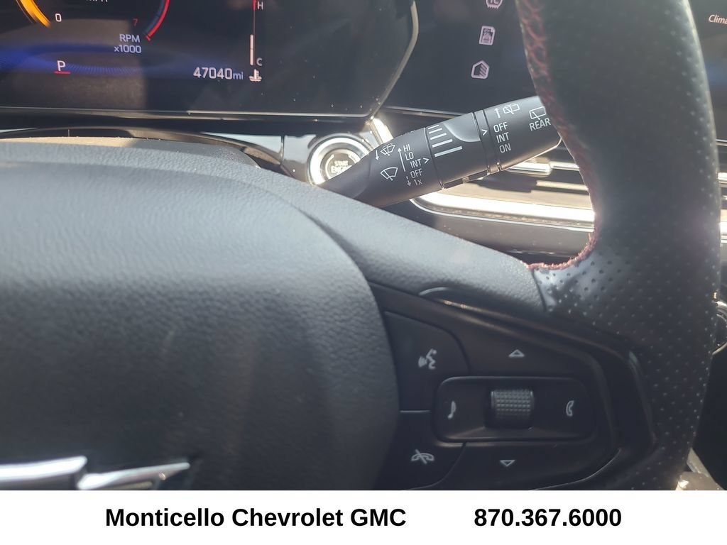Used 2025 Chevrolet Trax RS w/ Driver Confidence Package FWD image 20