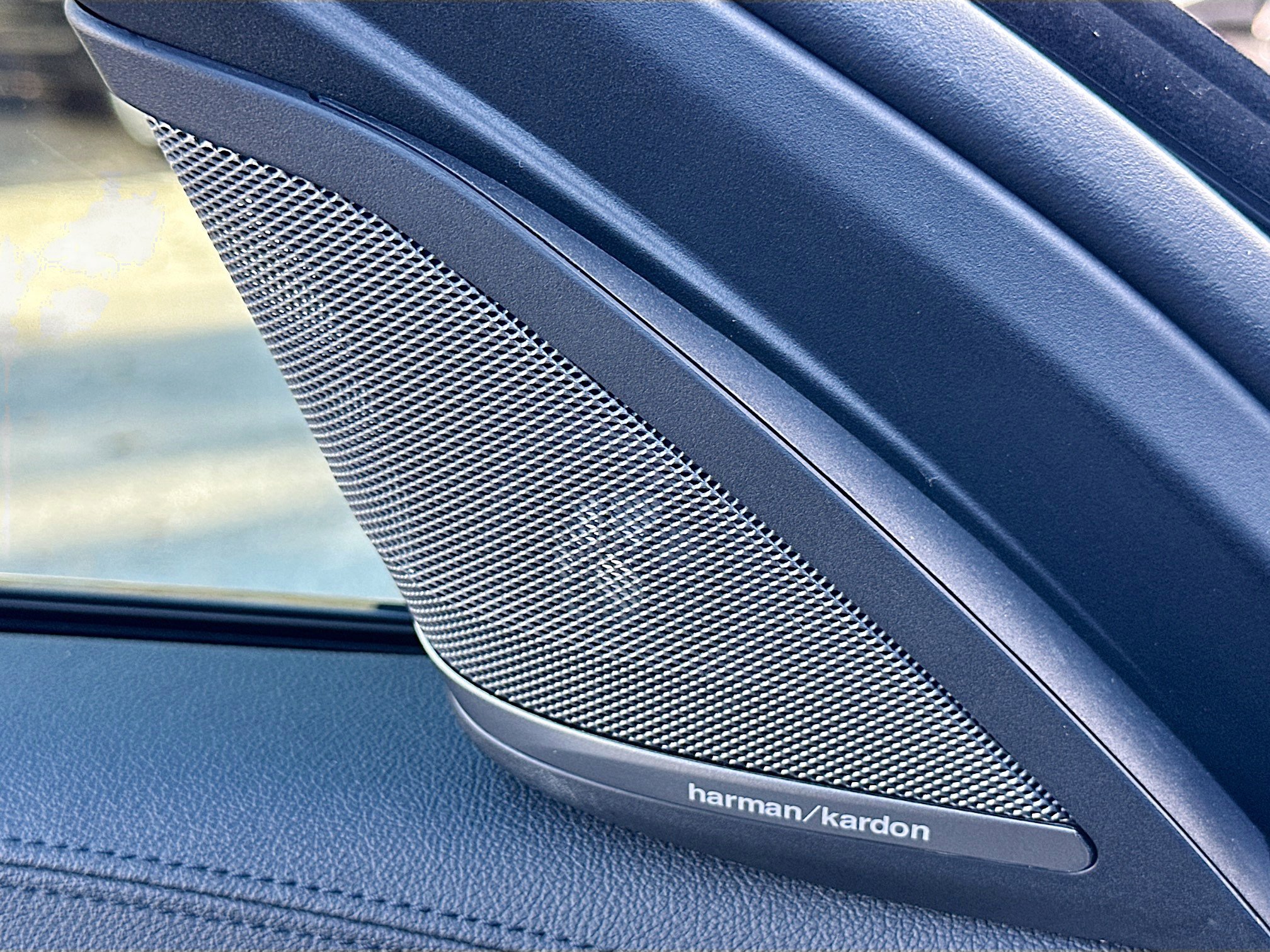 Used 2020 BMW 530i w/ M Sport Package image 19